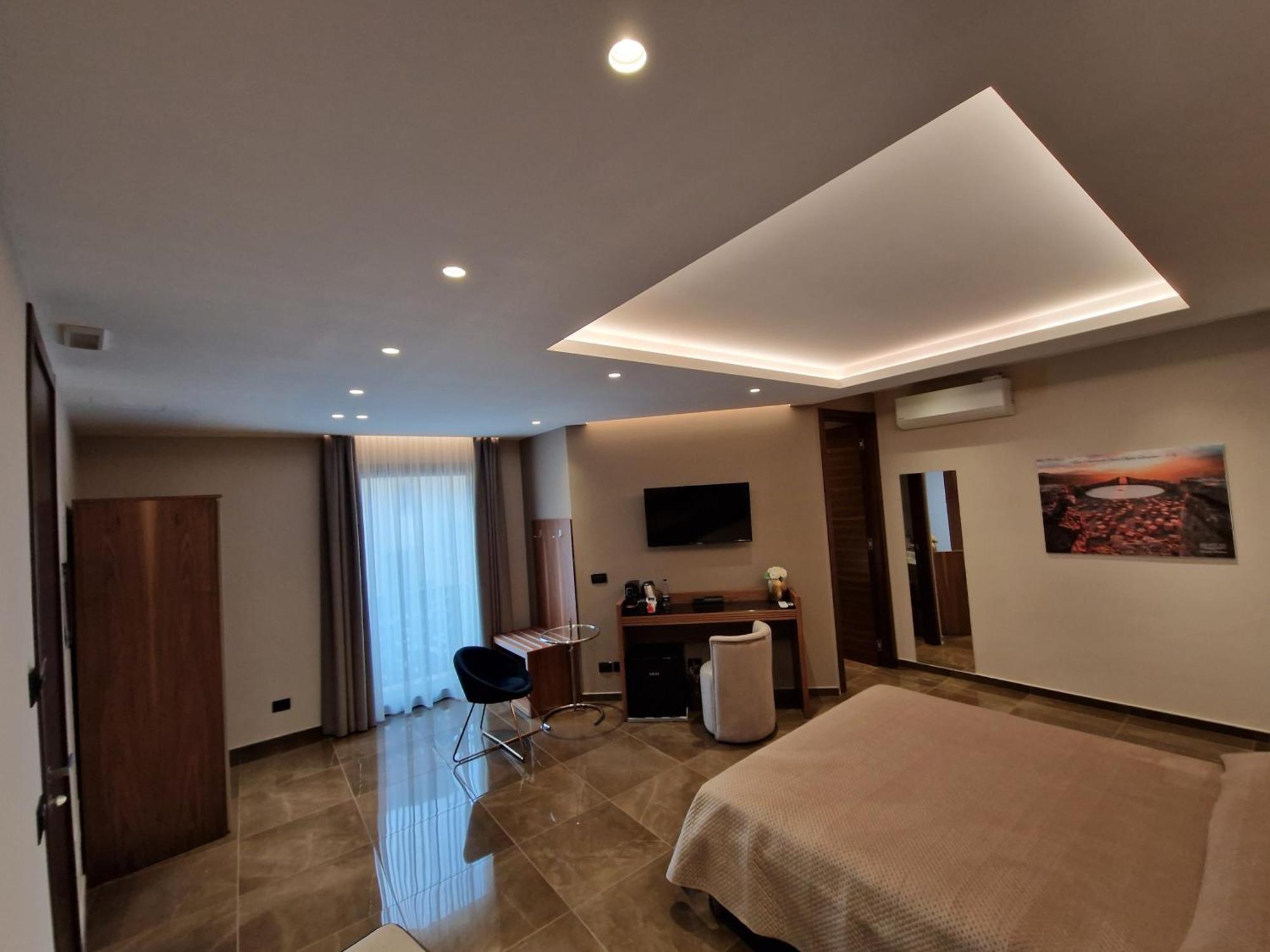 Beatus Suites And Rooms B&B Canicatti Bagian luar foto