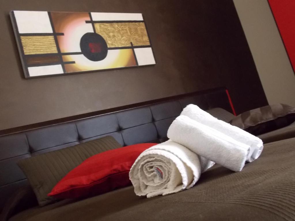 Beatus Suites And Rooms B&B Canicatti Bagian luar foto