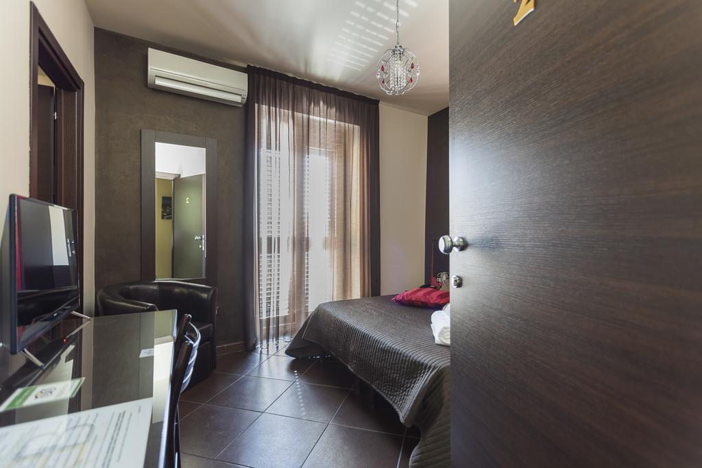 Beatus Suites And Rooms B&B Canicatti Bagian luar foto