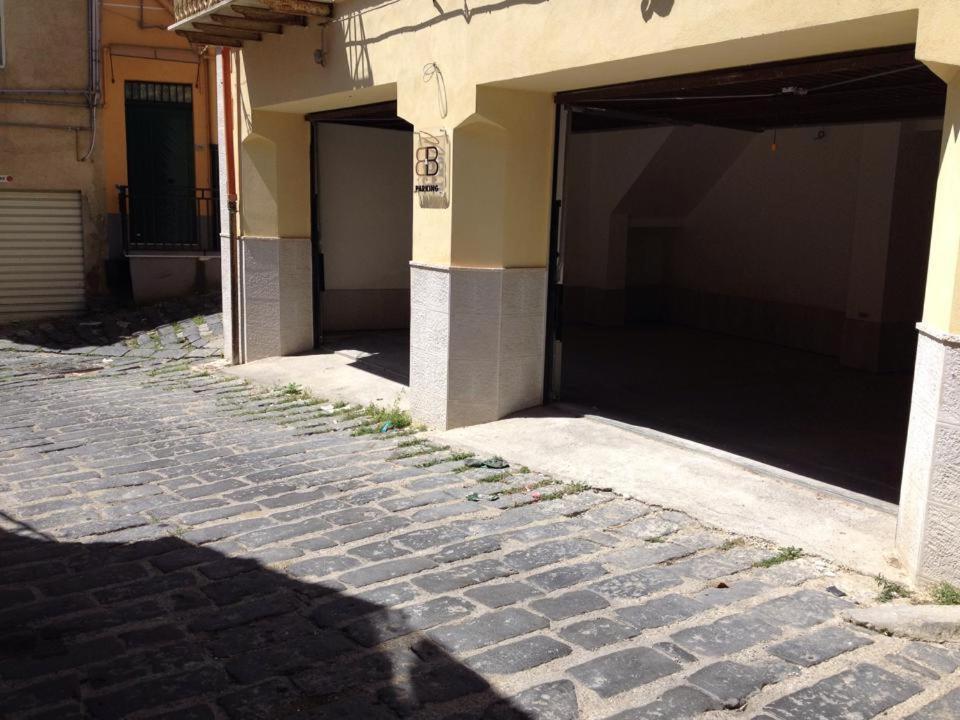 Beatus Suites And Rooms B&B Canicatti Bagian luar foto
